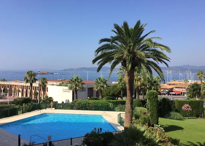 The Penthouse דירה Saint-Raphaël